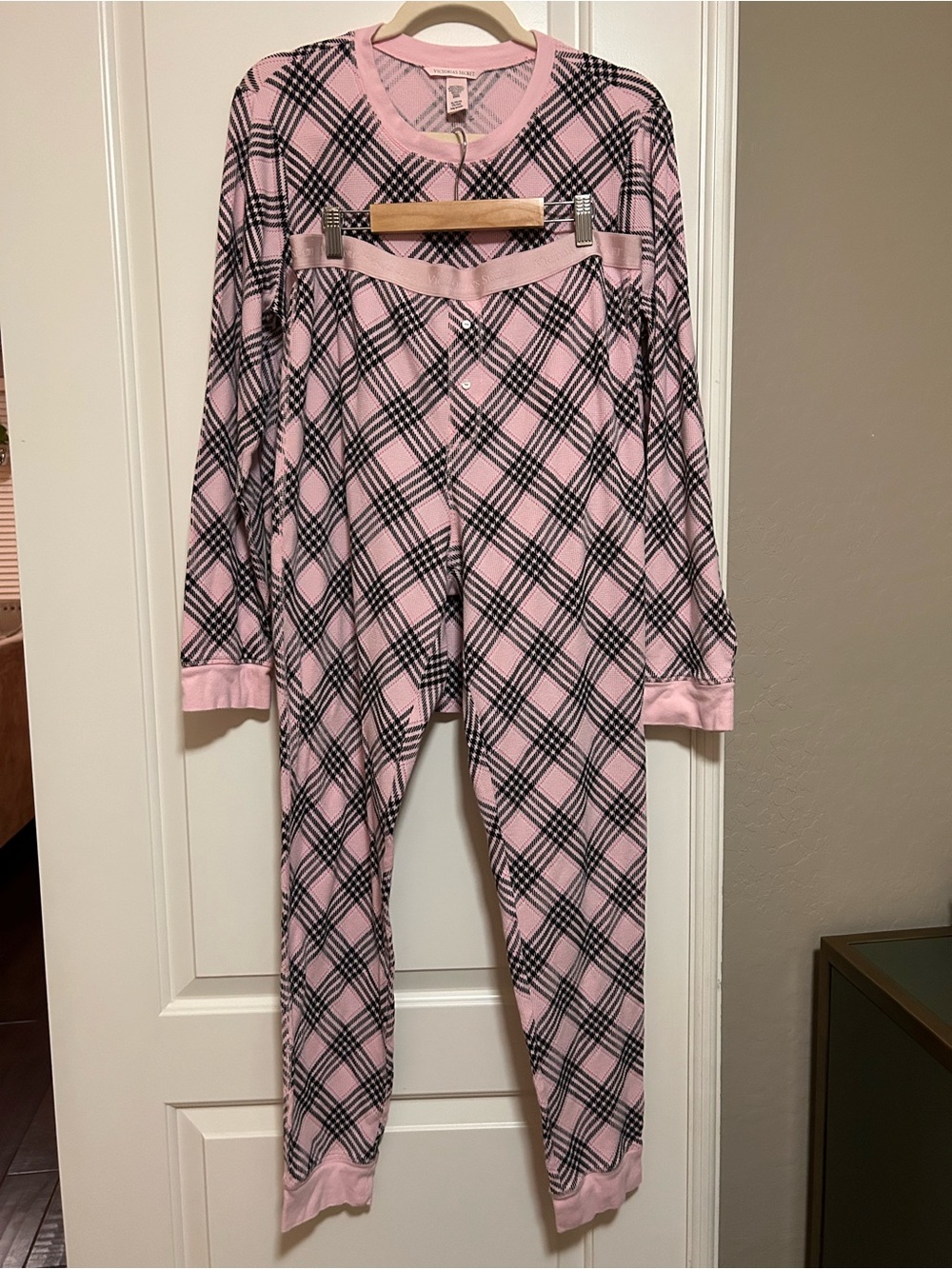💤😴🌙Victoria's Secret Pink & Black Thermal Plaid 2 Piece Pajama Set🥱💤✨